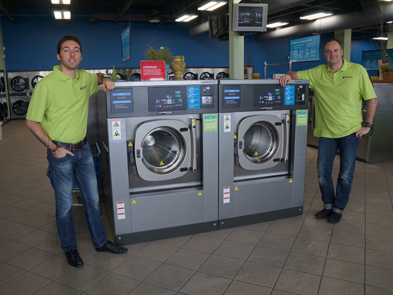 Best Laundromat in Oshkosh Wisconsin Laundry & Dry Cleaning Services